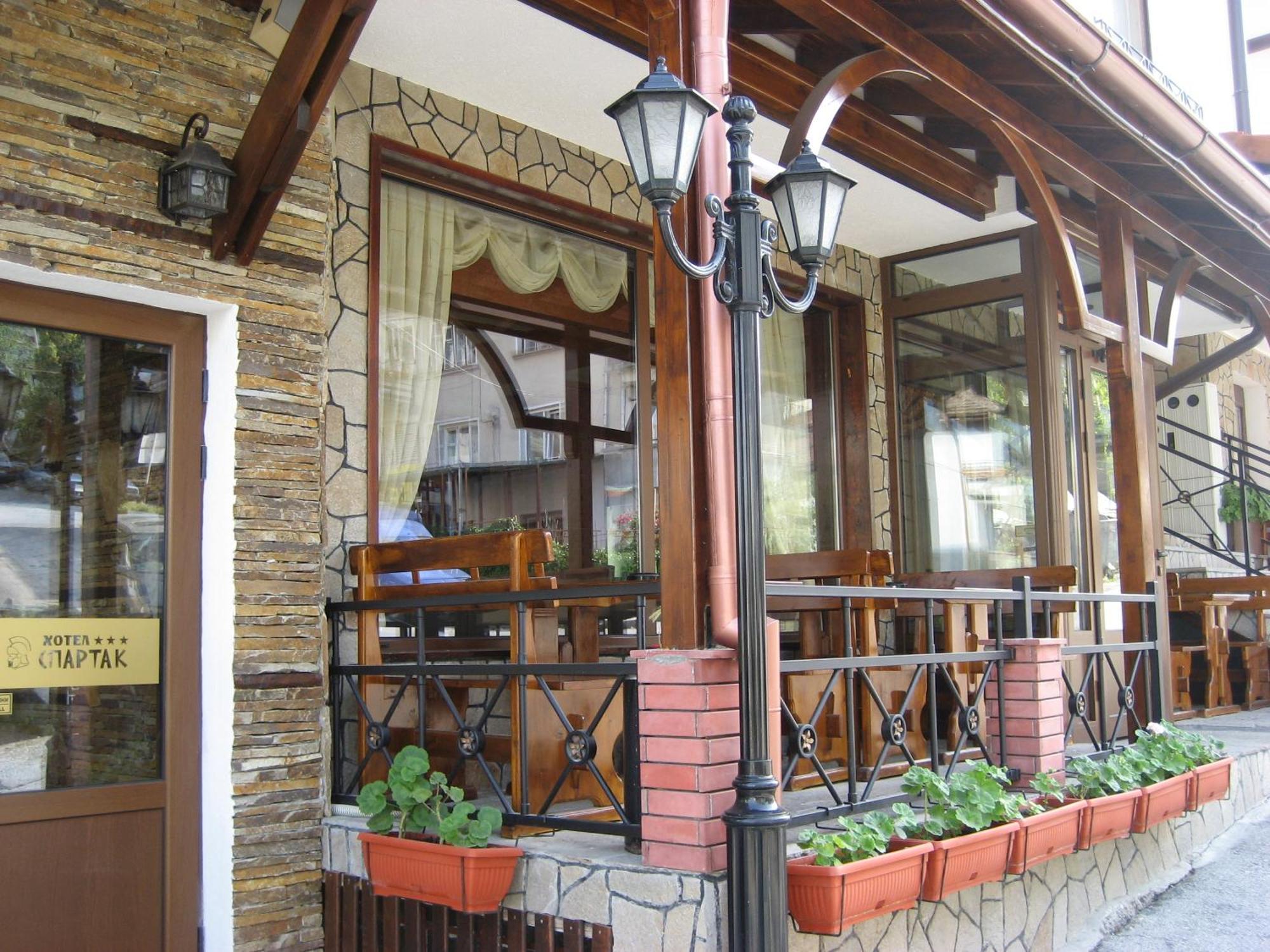 Spartak Family Hotel Σμόλιαν Εξωτερικό φωτογραφία