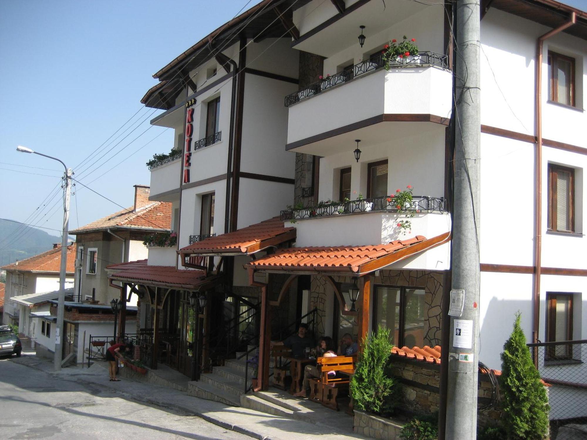 Spartak Family Hotel Σμόλιαν Εξωτερικό φωτογραφία